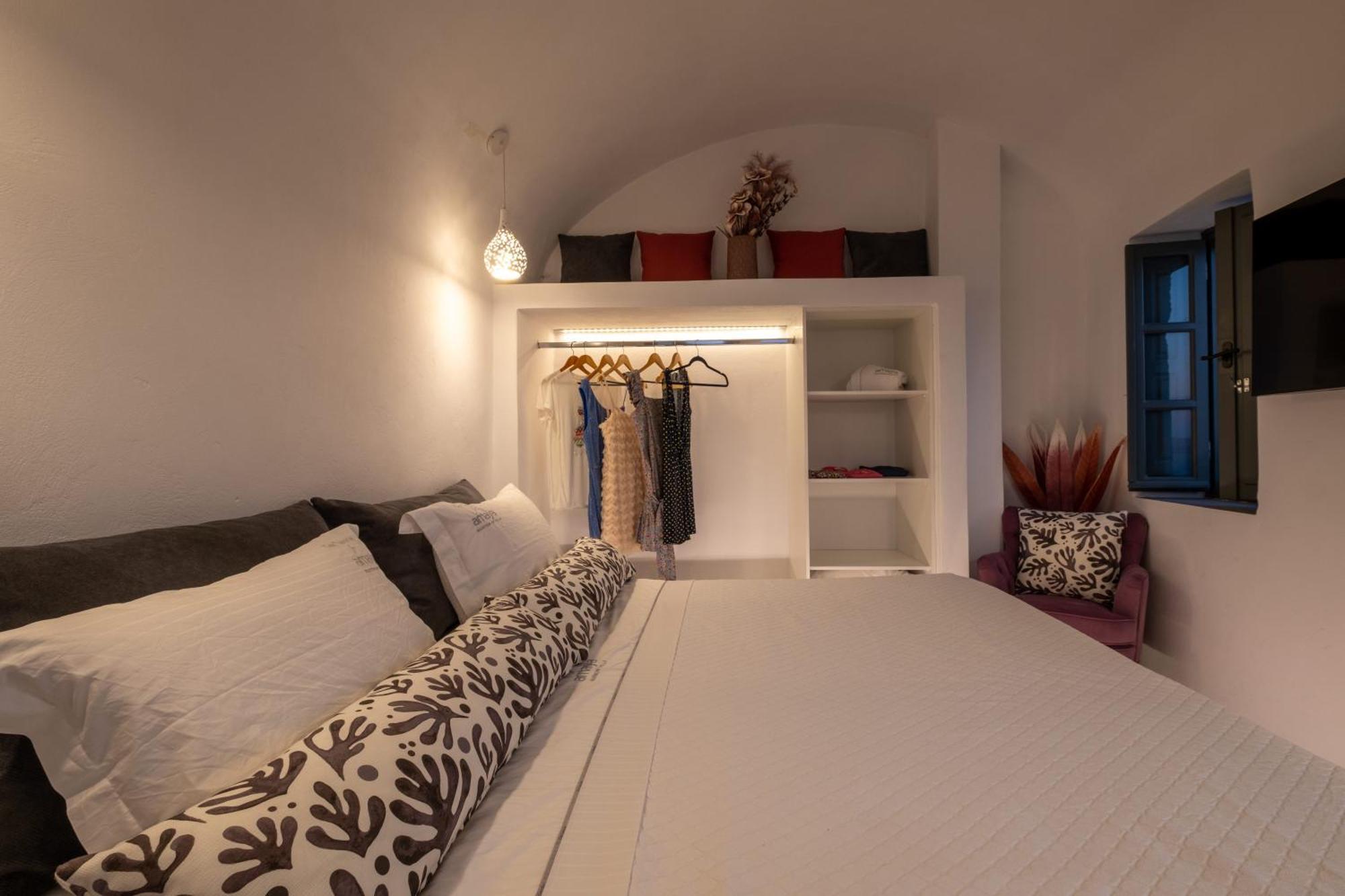 Amaya Selection Of Villas Oía Room photo