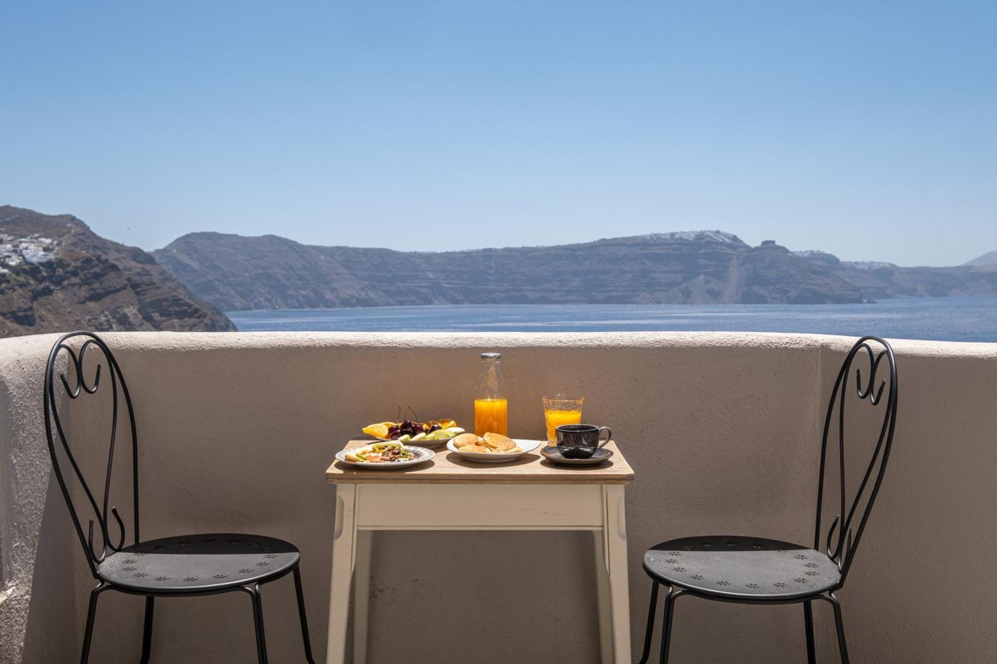 Amaya Selection Of Villas Oía Room photo